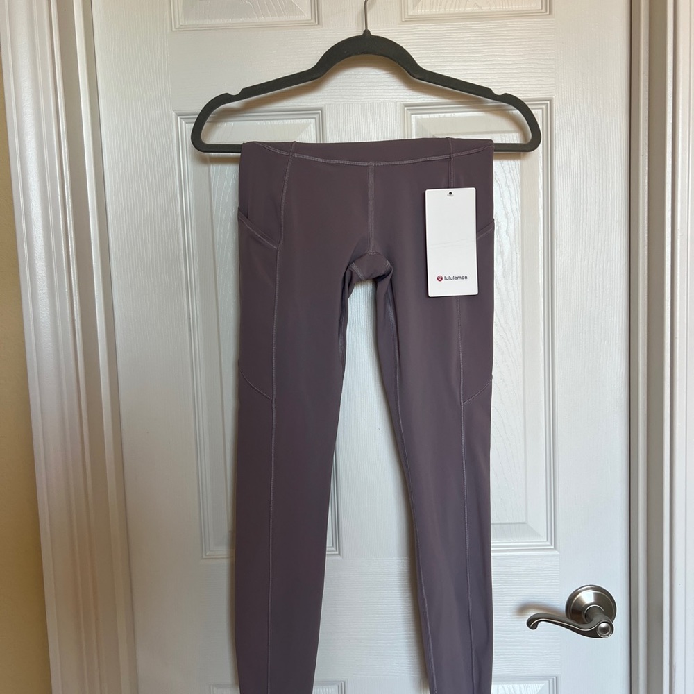 Lululemon Fast and Free Tight II 25" *Non-Reflective Nulux
Violet Verbena